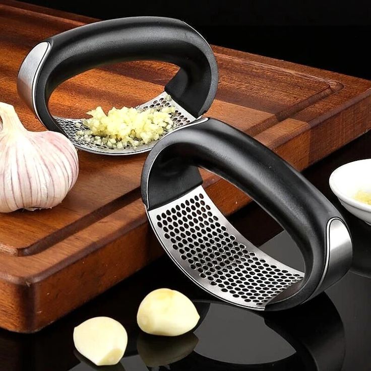 Stainless Steel Garlic Press Crusher, For Home And Kitchen