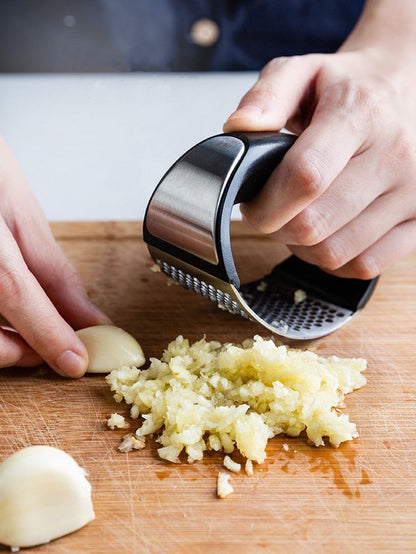 Stainless Steel Garlic Press Crusher, For Home And Kitchen
